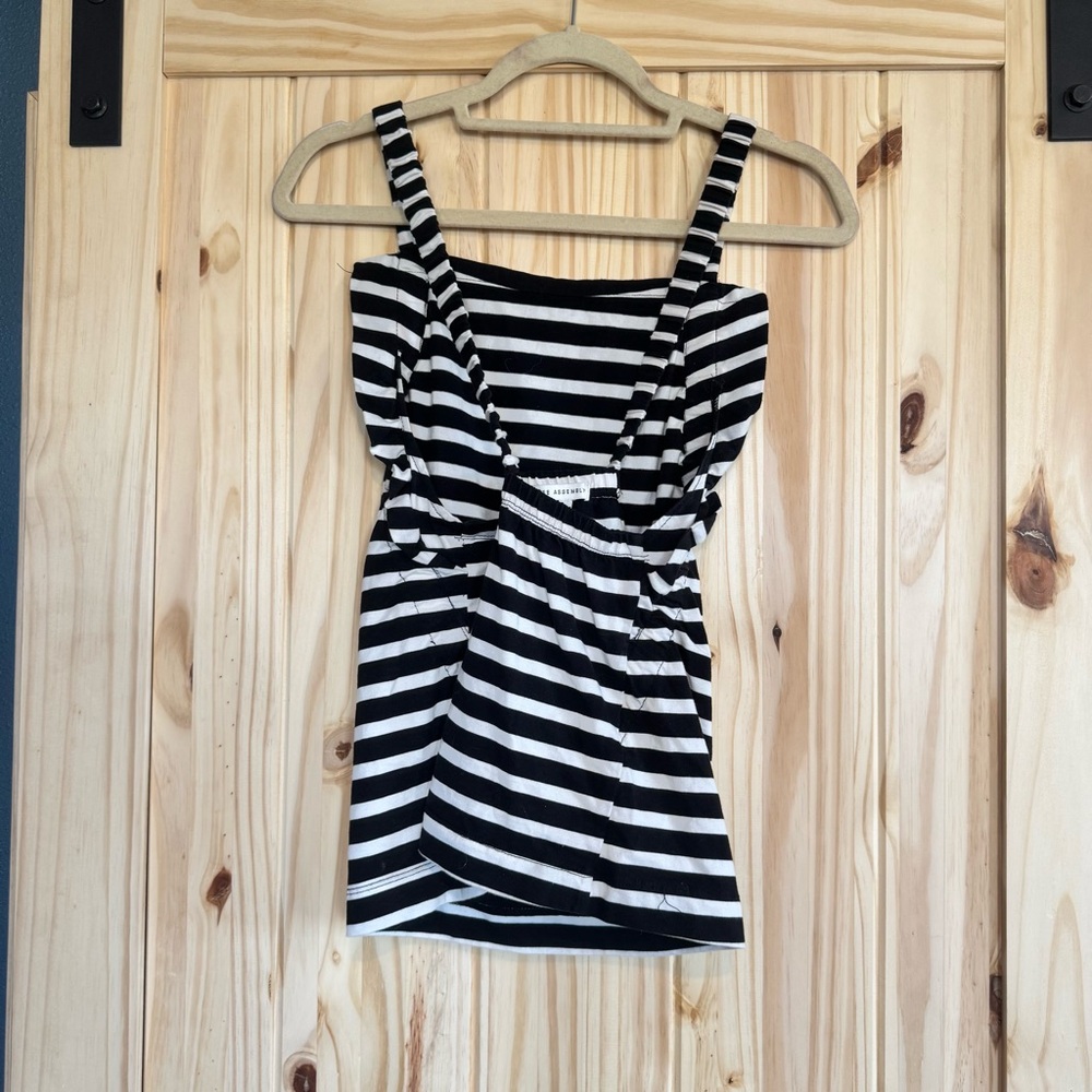 Striped Black and White Women's Tank Top size M - Picture 5 of 6